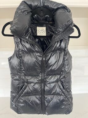 S13 New York Kylie Puffer Vest Black Glossy Down Fill High Neck Small